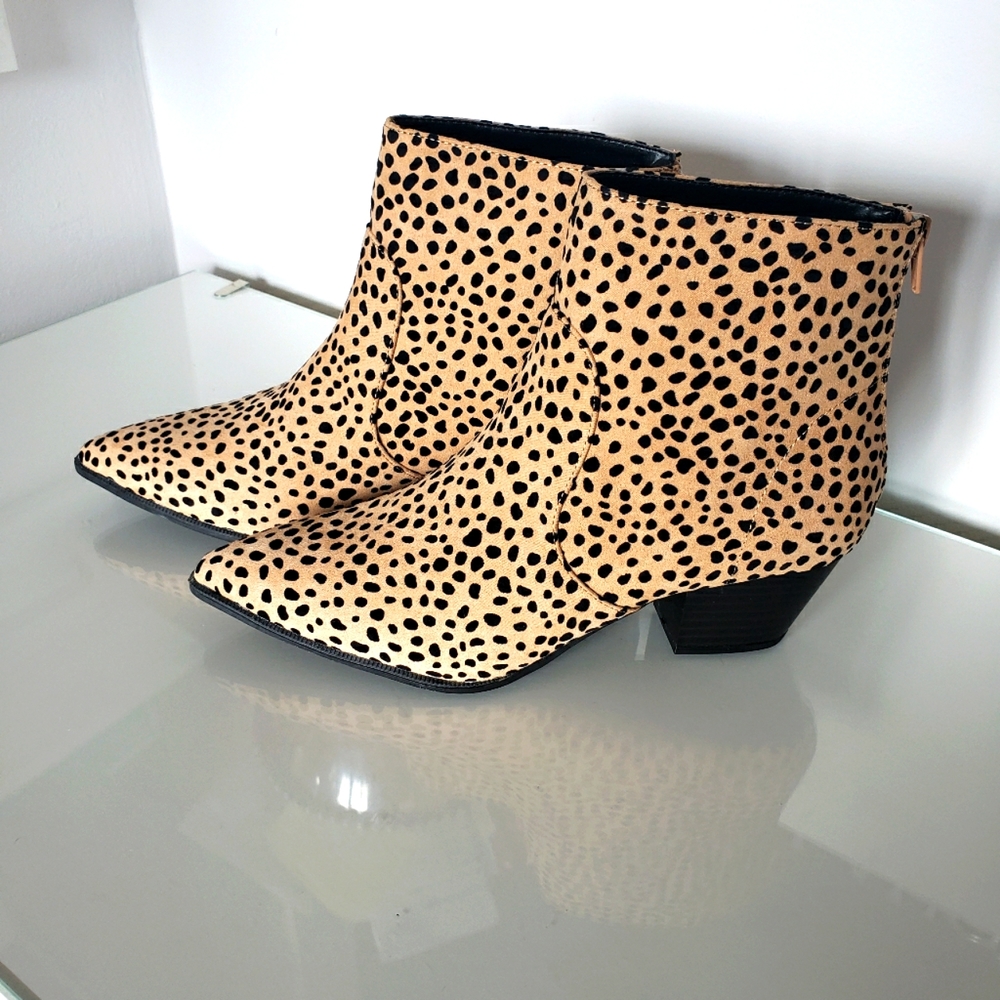 Cupid Leopard Print Suede Ankle Boot Ankle Zip Women Size 8.5 NWT